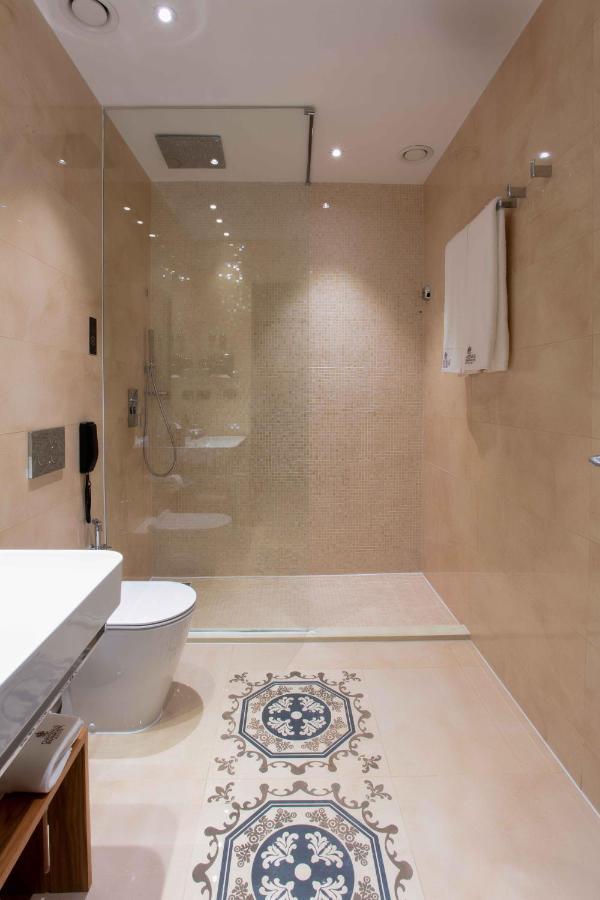 D'Avenue Boutique Hotel Accra Haatso Экстерьер фото
